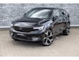 Volvo EC40 Single Motor Extended Range Ultra Black Edition Europa 82 kWh | Panoramadak | Google Maps navigatie | 20 inch velgen | Harman Kardon audio | Stoel- en stuurverwarming | Elektrische stoelverstelling |