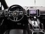 Porsche Cayenne 3.0 S E-Hybrid Platinum Edition | WORDT VERWACHT | Apple Carplay/Android Auto | Achteruitrijcamera | Parkeersensoren | Luchtvering | BOSE | Trekhaak | Stoelverwarming |