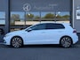 Volkswagen Golf 1.5 eTSI Style DSG LED Navi