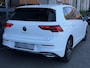 Volkswagen Golf 1.5 eTSI Style DSG LED Navi