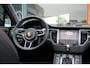 Porsche Macan 3.6 Turbo *NL AUTO / PORSCHE ONDERHOUDEN* + CARBON / PANO / SPORT CHRONO