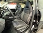 Lynk & Co 01 1.5 BLACK LINE PREMIUM LEDEREN BEKLEDING 100 STUKS OP VOORRAAD ! VOL OPTIES ! 360 CAMERA ADAPTIVE CRUISE CONTROL PANORAMA SCHUIF/KANTELDAK APPLE CARPLAY/ANDROID RIJSTROOKSENSOREN ZEER MOOI !! INCL NIEUWE TREKHAAK