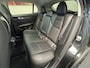 Lynk & Co 01 1.5 BLACK LINE PREMIUM LEDEREN BEKLEDING 100 STUKS OP VOORRAAD ! VOL OPTIES ! 360 CAMERA ADAPTIVE CRUISE CONTROL PANORAMA SCHUIF/KANTELDAK APPLE CARPLAY/ANDROID RIJSTROOKSENSOREN ZEER MOOI !! INCL NIEUWE TREKHAAK