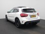 Mercedes-Benz GLA 180 Premium Plus | WORDT VERWACHT | Automaat | Camera | Parkeersensoren | Panoramadak | Stoelverwarming | AMG-Styling |