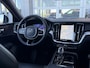 Volvo V60 2.0 T8 Plug-in hybrid AWD Ultimate Dark | SOH 100% | Harman/Kardon | Trekhaak | Panoramdak | DAB | HUD | Stoelverwarming V+A | Adaptieve cruise control |