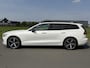 Volvo V60 2.0 T8 Plug-in hybrid AWD Ultimate Dark | SOH 100% | Harman/Kardon | Trekhaak | Panoramdak | DAB | HUD | Stoelverwarming V+A | Adaptieve cruise control |