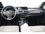 Lexus UX 250h Luxury Line Leer/Verwarmd Navi/Camera Led Priv/Glass