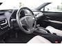 Lexus UX 250h Luxury Line Leer/Verwarmd Navi/Camera Led Priv/Glass