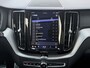 Volvo XC60 2.0 T8 Plug-in hybrid AWD R-Design | SOH 100% | Stoelverwarming en verkoeling | HUD | Harman/Kardon Audio | Apple Carplay/Android Auto |