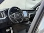 Volvo XC60 2.0 T8 Plug-in hybrid AWD R-Design | SOH 100% | Stoelverwarming en verkoeling | HUD | Harman/Kardon Audio | Apple Carplay/Android Auto |
