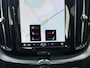Volvo XC60 2.0 T8 Plug-in hybrid AWD R-Design | SOH 100% | Stoelverwarming en verkoeling | HUD | Harman/Kardon Audio | Apple Carplay/Android Auto |