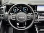 Kia Sorento 1.6 T-GDI Plug-in 4WD DynamicPlusLine | 7-persoons | Panoramadak | Trekhaak afneembaar | Lederen bekleding | Adaptieve cruise | Lane assist | Camera | Navigatie | Apple CarPlay / Android Auto | Bose Audio | Stoelverwarming&ventilatie | Stuurverwarming | Elektrisch verstelbare stoelen | Keyless | LED | DAB | Dodehoekdetectie | 19 inch velgen | Dealeronderhouden
