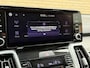 Kia Sorento 1.6 T-GDI Plug-in 4WD DynamicPlusLine | 7-persoons | Panoramadak | Trekhaak afneembaar | Lederen bekleding | Adaptieve cruise | Lane assist | Camera | Navigatie | Apple CarPlay / Android Auto | Bose Audio | Stoelverwarming&ventilatie | Stuurverwarming | Elektrisch verstelbare stoelen | Keyless | LED | DAB | Dodehoekdetectie | 19 inch velgen | Dealeronderhouden