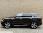 Kia Sorento 1.6 T-GDI Plug-in 4WD DynamicPlusLine | 7-persoons | Panoramadak | Trekhaak afneembaar | Lederen bekleding | Adaptieve cruise | Lane assist | Camera | Navigatie | Apple CarPlay / Android Auto | Bose Audio | Stoelverwarming&ventilatie | Stuurverwarming | Elektrisch verstelbare stoelen | Keyless | LED | DAB | Dodehoekdetectie | 19 inch velgen | Dealeronderhouden