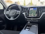 Volvo XC60 2.0 T8 Plug-in hybrid AWD Inscription Expression | SOH 100% | Trekhaak | Achteruitrijcamera | Apple Carplay/Android Auto | Panoramadak | Stoel en stuurwielverwarming |