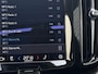 Volvo XC60 2.0 T8 Plug-in hybrid AWD Inscription Expression | SOH 100% | Trekhaak | Achteruitrijcamera | Apple Carplay/Android Auto | Panoramadak | Stoel en stuurwielverwarming |