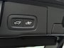 Volvo XC60 2.0 T8 Plug-in hybrid AWD Inscription Expression | SOH 100% | Trekhaak | Achteruitrijcamera | Apple Carplay/Android Auto | Panoramadak | Stoel en stuurwielverwarming |