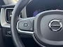 Volvo XC60 2.0 T8 Plug-in hybrid AWD Inscription Expression | SOH 100% | Trekhaak | Achteruitrijcamera | Apple Carplay/Android Auto | Panoramadak | Stoel en stuurwielverwarming |
