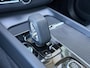 Volvo XC60 2.0 T8 Plug-in hybrid AWD Inscription | SOH 94,8% | Trekhaak | HUD | Panoramadak | Standkachel | Apple Carplay/Android Auto | Cruise control adaptief | Lederen bekleding |