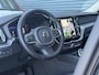 Volvo XC60 2.0 T8 Plug-in hybrid AWD Inscription | SOH 100% | Panoramadak | Standkachel | Stoelverwarming | Cruise control adaptief | Apple Carplay/Android Auto | Achteruitrijcamera |