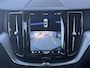 Volvo XC60 2.0 T8 Plug-in hybrid AWD Inscription | SOH 100% | Panoramadak | Standkachel | Stoelverwarming | Cruise control adaptief | Apple Carplay/Android Auto | Achteruitrijcamera |