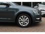 Skoda Octavia Combi 1.0 TSI Greentech Business Edition / Trekhaak / Virtual Cockpit / CarPlay / Parkeerhulp V+A / 16'' / Stoelverwarming / DAB / Cruise Control / Elektr. achterklep