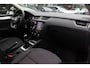 Skoda Octavia Combi 1.0 TSI Greentech Business Edition / Trekhaak / Virtual Cockpit / CarPlay / Parkeerhulp V+A / 16'' / Stoelverwarming / DAB / Cruise Control / Elektr. achterklep