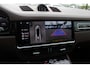 Porsche Cayenne Coupé 3.0 E-Hybrid / Panoramadak / 360Camera / Head-up / Softclose / Luchtvering / 21'' / Bose / Sportchrono / Stoelventilatie+Massage / Stoelverwarming 4x / Dodehoek / DAB / ACC