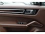 Porsche Cayenne Coupé 3.0 E-Hybrid / Panoramadak / 360Camera / Head-up / Softclose / Luchtvering / 21'' / Bose / Sportchrono / Stoelventilatie+Massage / Stoelverwarming 4x / Dodehoek / DAB / ACC