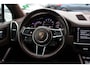 Porsche Cayenne Coupé 3.0 E-Hybrid / Panoramadak / 360Camera / Head-up / Softclose / Luchtvering / 21'' / Bose / Sportchrono / Stoelventilatie+Massage / Stoelverwarming 4x / Dodehoek / DAB / ACC