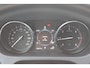 Land Rover Discovery Sport 2.0 TD4 HSE / Trekhaak / Panoramadak / Leder / 18'' / Keyless / Navigatie / Stoelverwarming / Xenon / Cruise Control