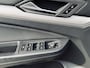Volkswagen Golf 1.0 TSI Life Pano/Navi/RijlesAuto