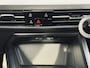 Volkswagen Golf 1.0 TSI Life Pano/Navi/RijlesAuto