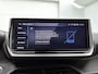 Peugeot e-2008 EV Allure Avantage 54 kWh 156pk Automaat | 3 Fase | Navigatie | Climate Control | Adaptieve Cruise Control | Camera voor + Achter | LED | 17"LMV | Apple Carplay/Android Auto |