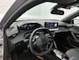 Peugeot e-2008 EV Allure Avantage 54 kWh 156pk Automaat | 3 Fase | Navigatie | Climate Control | Adaptieve Cruise Control | Camera voor + Achter | LED | 17"LMV | Apple Carplay/Android Auto |