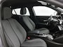 Peugeot e-2008 EV Allure Avantage 54 kWh 156pk Automaat | 3 Fase | Navigatie | Climate Control | Adaptieve Cruise Control | Camera voor + Achter | LED | 17"LMV | Apple Carplay/Android Auto |