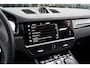 Porsche Cayenne Coupé 3.0 E-Hybrid SportDesign Krijt Pano Trekhaak 18-weg Stoelventilatie Keyless 360-camera