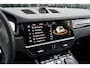 Porsche Cayenne Coupé 3.0 E-Hybrid SportDesign Krijt Pano Trekhaak 18-weg Stoelventilatie Keyless 360-camera