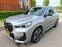 BMW iX1 XDrive30, M-Sport, panorama, trekhaak, memory, HUD, driving assistant plus