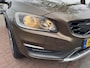 Volvo V60 Cross Country 2.0 D3 150pk Summum Zeer Nette Auto Airco/ECC,Leder,Navi,Camera