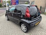 Peugeot 107 1.0 Black & Silver | 5drs | onderhoud historie aanwezig | airco | bluetooth | half leder |
