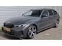BMW 3-Serie Touring 330e*M-Pakket*Dak*Trekhaak*140Dkm*Keyless*2023*Dravit Grau*INDIVIDUAL*