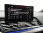 Audi Q5 50 TFSI e S Line FACELIFT PHEV 300pk Dealer O.H. | Luchtvering | Adaptive Cruise | Matrix Led | 360 Camera | Sportstoelen Verwarmd | Sfeerverlichting | Blis | Park Assist | Navigatie | DAB | Standkachel | Plug In Hybrid |