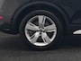 Audi Q5 50 TFSI e S Line FACELIFT PHEV 300pk Dealer O.H. | Luchtvering | Adaptive Cruise | Matrix Led | 360 Camera | Sportstoelen Verwarmd | Sfeerverlichting | Blis | Park Assist | Navigatie | DAB | Standkachel | Plug In Hybrid |