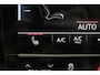 Audi E-tron 50 quattro Business edition Plus 71 kWh (PANORAMADAK, STOELVERWARMING, CAMERA, ELEKTR STOELEN, NAVIGATIE)
