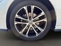 Volkswagen Golf 1.5 TSI Highline Business R Pano | Stoel/Stuur verwarming | Led | Massage  | 17"| Digitaal Display |  Parksensor |