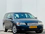 Volvo V70 2.4 Momentum | 2005 | Automaat | Trekhaak | Dealer onderhouden |