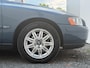 Volvo V70 2.4 Momentum | 2005 | Automaat | Trekhaak | Dealer onderhouden |