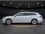 Skoda Superb Combi 1.5 TSI First Edition | Pano dak | Trekhaak | ACC | Elek Achterklep | Camera | Stoelverwarming |