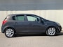 Opel Corsa 1.4-16V BlitZ Airco | All-seasonbanden | Cruise Control | LMV 16" | Stoelverwarming | Stuurverwarming |